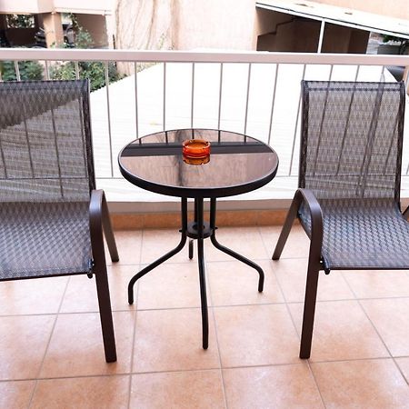 The Whole Packet A5 Center With Parking Apartment Larissa Bagian luar foto