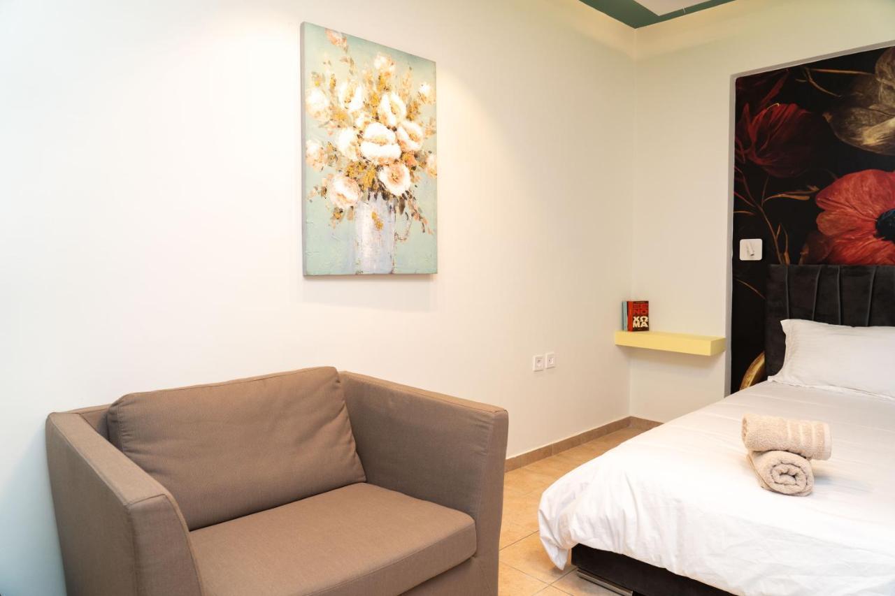 The Whole Packet A5 Center With Parking Apartment Larissa Bagian luar foto